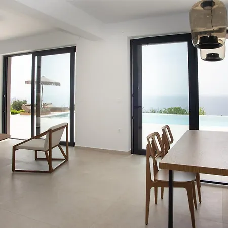 Villa Sea Whisper With Private Pool & Panoramic Sea View