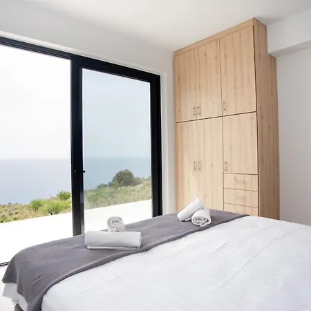 Sea Whisper With Private Pool & Panoramic Sea View Вилла *