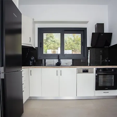 Sea Whisper With Private Pool & Panoramic Sea View Villa